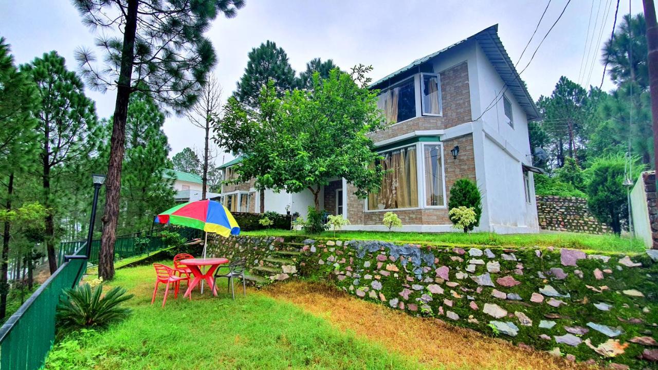 Blue Pine Orchards - Villas Lansdowne Exterior foto