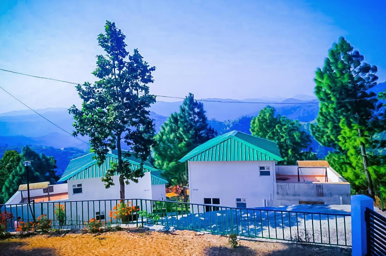 Blue Pine Orchards - Villas Lansdowne Exterior foto